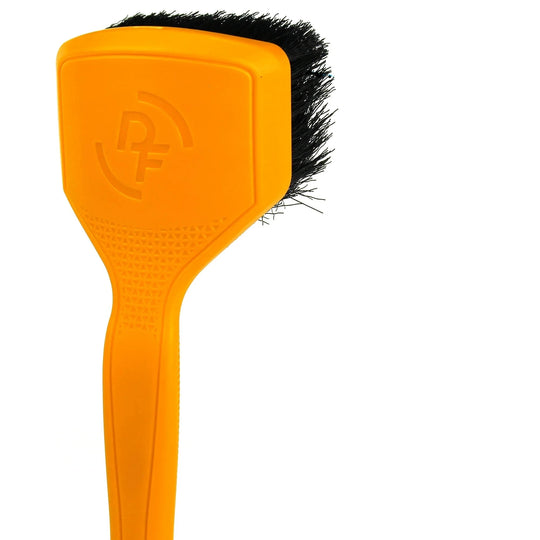 Detail Factory - Moto Line - Brosse à Pneus Courbée