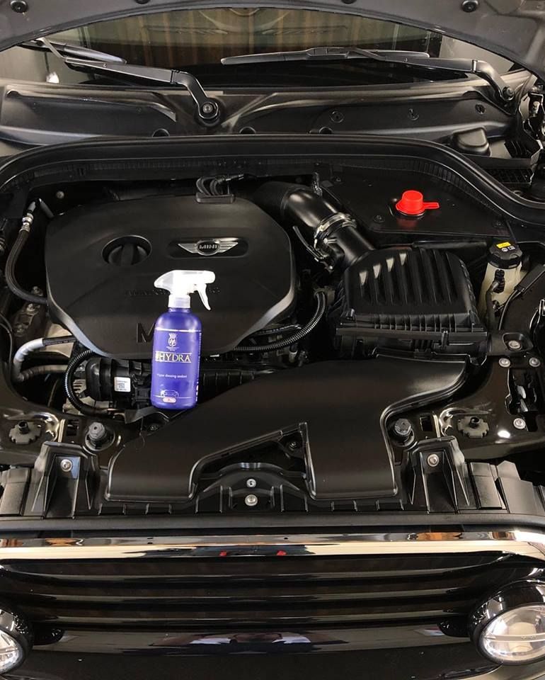 Labocosmetica #HYDRA - Protecteur pour plastiques et pneus -
